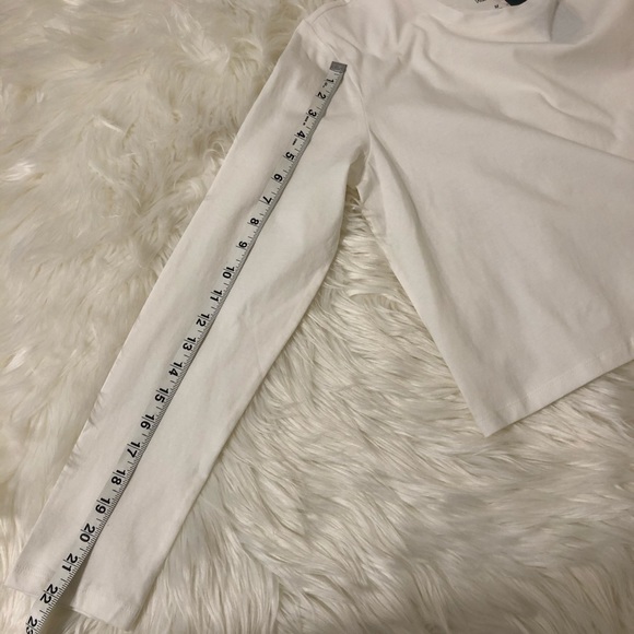 Wild Fable Classic Long Sleeve White Tee MEDIUM - Picture 9 of 14